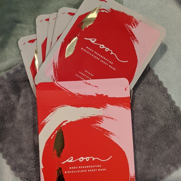 5 Soon Korean Skin Care - MODU REGENERATING FACE MASK - Picture 6 of 11